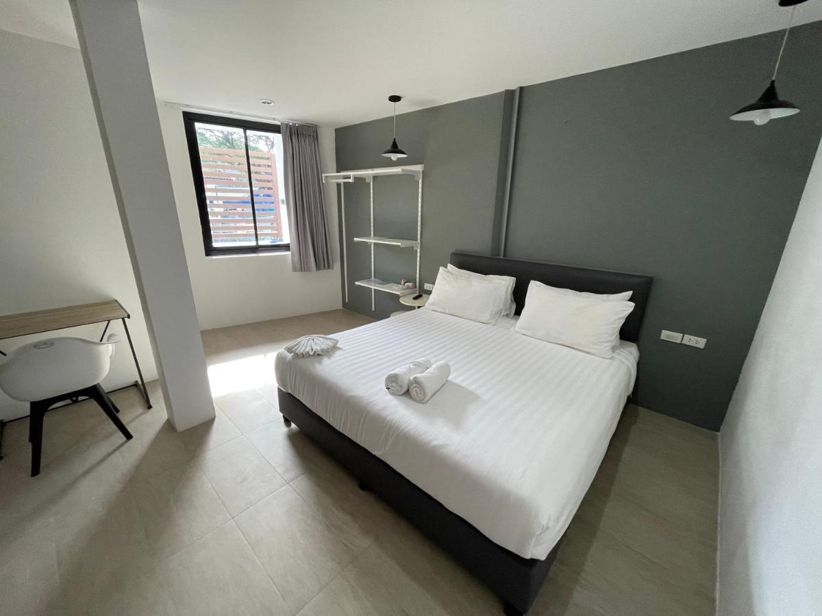 Phuket Muay Thai Hotel Rawai Beach Экстерьер фото